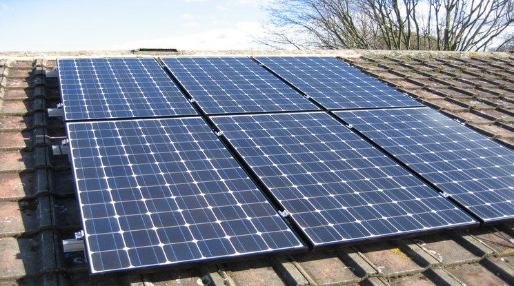 You are currently viewing Decisions, Decisions: Choosing the Right Solar Installer in Virginia