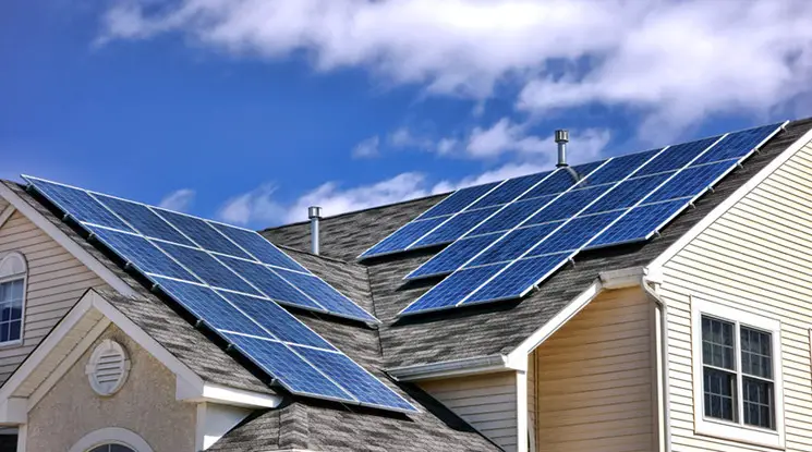 Read more about the article Guide to Solar Panel Purchases & Solar Financing in Virginia Beach