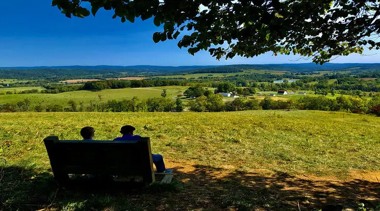 You are currently viewing Sky Meadows State Park: Nature Lover’s Paradise in Virginia