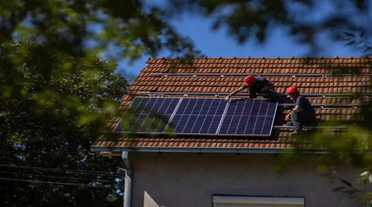 Read more about the article 5 Benefits of Residential Solar