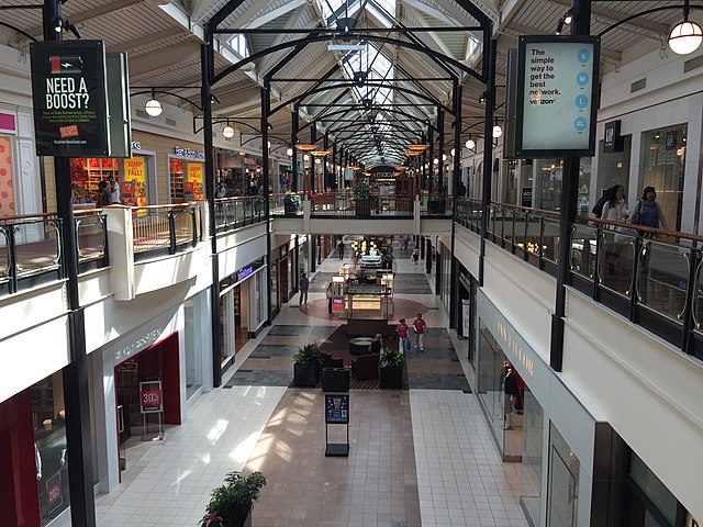 You are currently viewing Exploring the Finest Shopping Centers and Malls in Sterling, Virginia