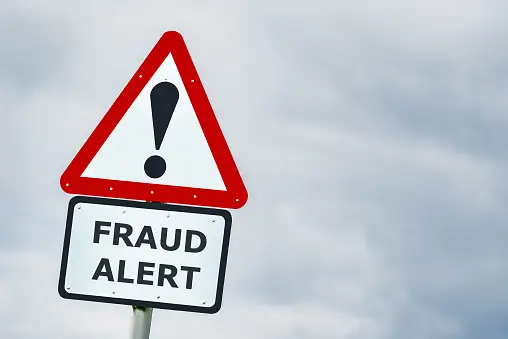 Read more about the article How to Avoid Common Financial Scams